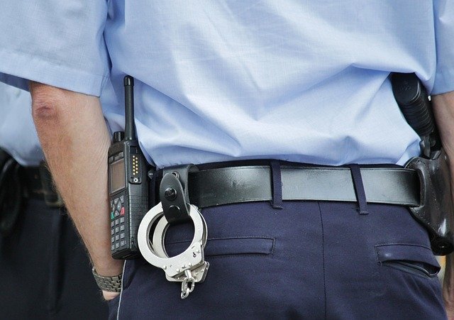 Policja z Ełku zatrzymała oszustów internetowych